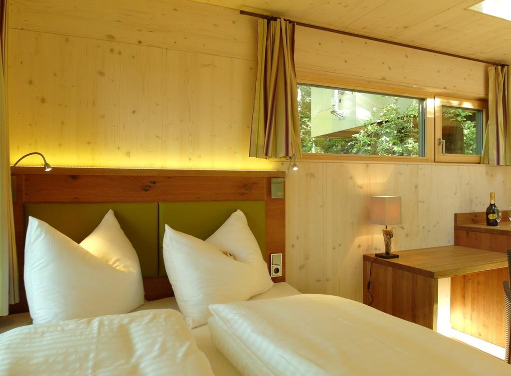 Baumhaus Lodge Schrems Schrems  Phòng bức ảnh