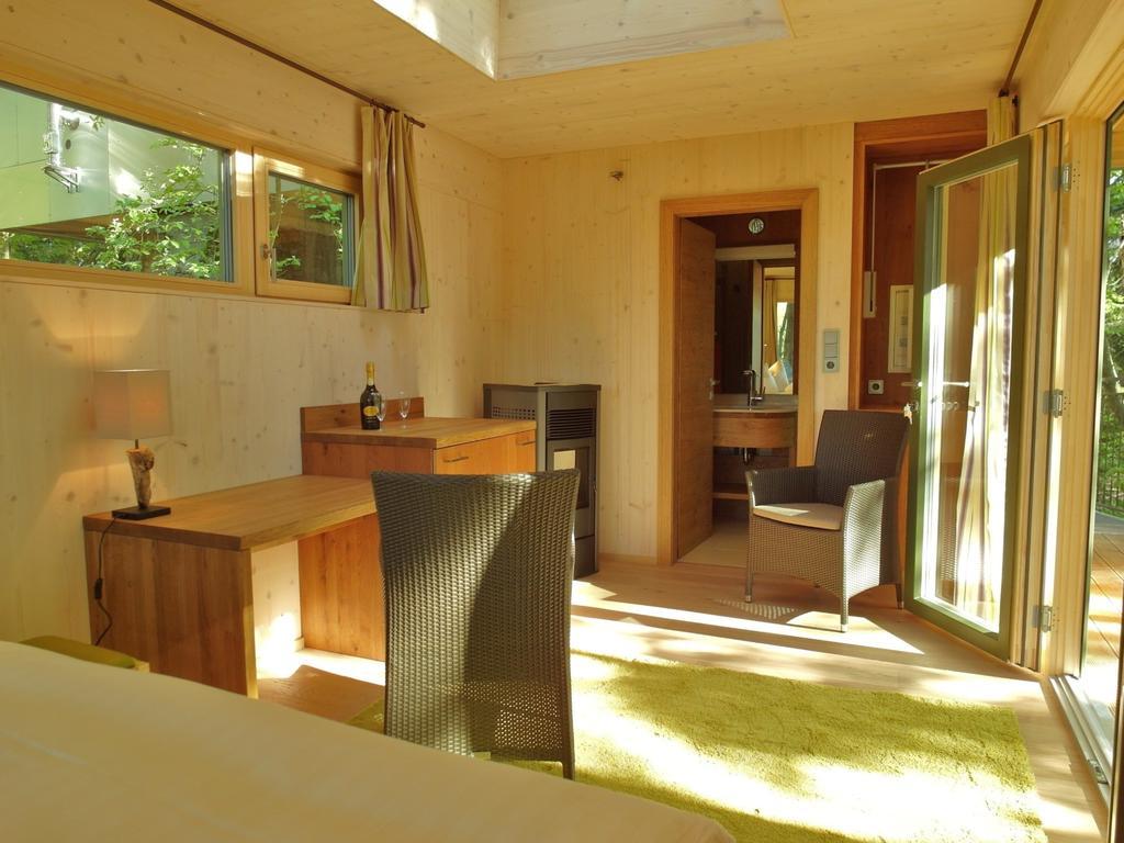 Baumhaus Lodge Schrems Schrems  Phòng bức ảnh